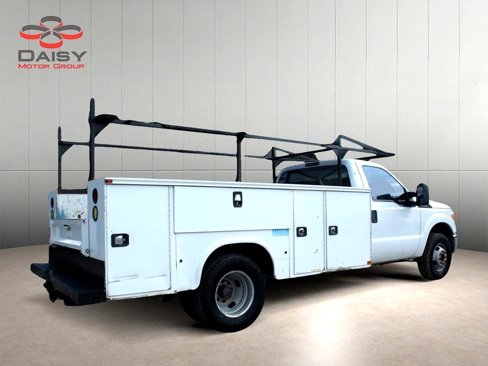 Used 2015 Ford F350 XL image 5