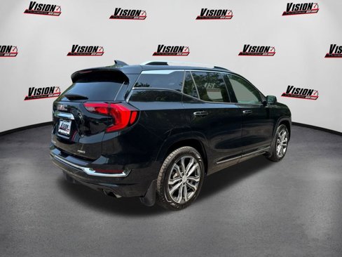 Used 2020 GMC Terrain Denali w/ Denali Premium Package image 5