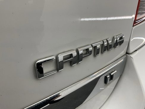 Used 2015 Chevrolet Captiva Sport LT w/ Convenience Package image 23