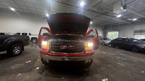 Used 2008 GMC Sierra 1500 SLE w/ Z71 Off-Road Package image 14