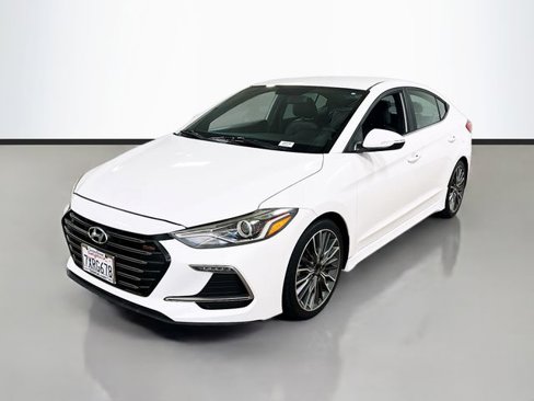 Used 2017 Hyundai Elantra Sport image 3