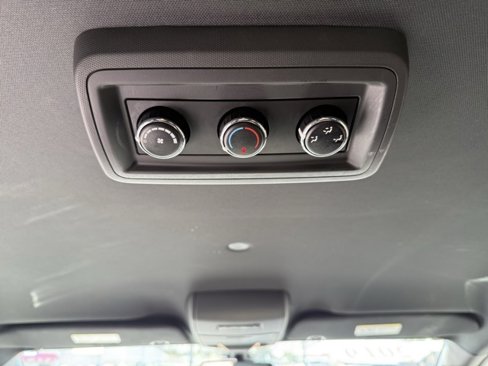 Used 2019 Dodge Grand Caravan SXT image 18