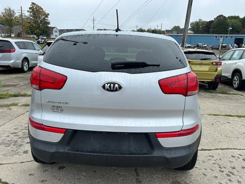 Used 2016 Kia Sportage LX image 4