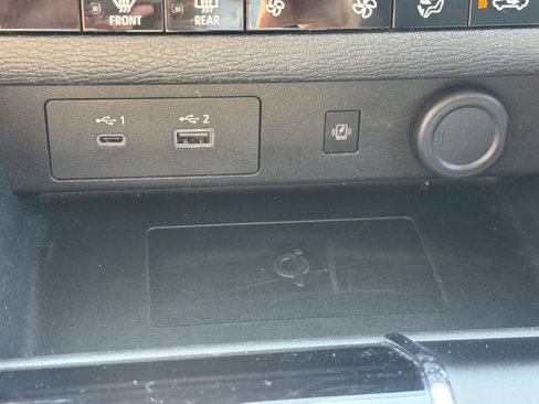 Used 2024 Mitsubishi Outlander SE image 16