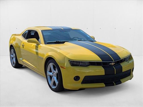 Used 2015 Chevrolet Camaro LT w/ RS Package image 3