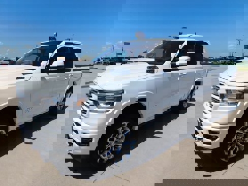 Used 2022 RAM 1500 Laramie w/ Laramie Southwest Edition image 1