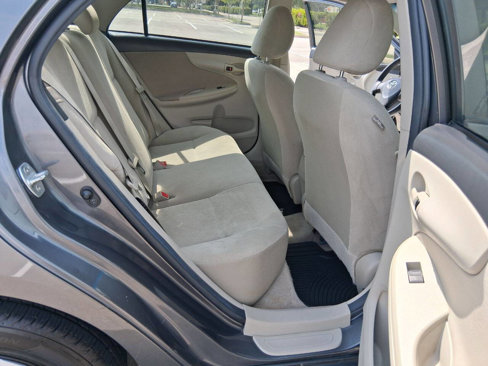 Used 2012 Toyota Corolla L image 14