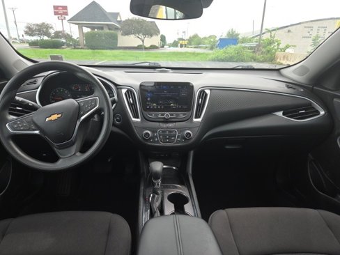 Used 2024 Chevrolet Malibu LT image 15