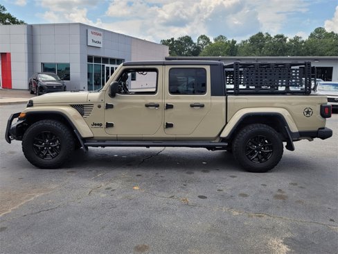 Used 2022 Jeep Gladiator Sport image 2