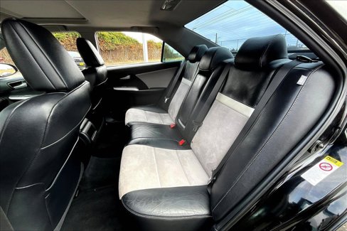 Used 2012 Toyota Camry SE image 22