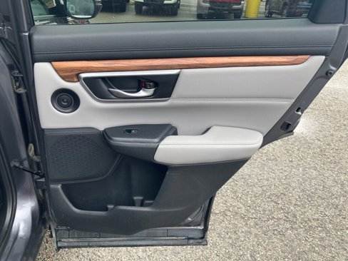 Used 2017 Honda CR-V Touring image 18