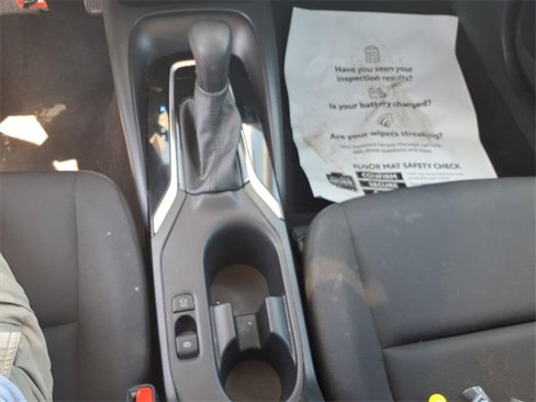 Used 2024 Toyota Corolla LE image 15