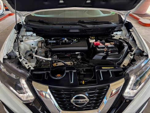 Used 2019 Nissan Rogue S image 24