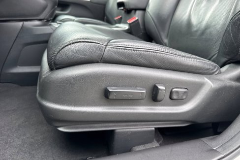 Used 2016 Honda CR-V Touring image 12