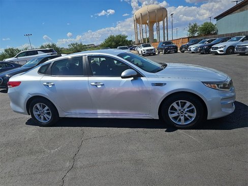 Used 2018 Kia Optima LX image 9