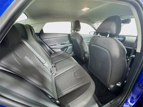 Used 2023 Hyundai Elantra SEL w/ Convenience Package image 25