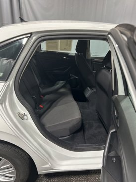 Used 2019 Volkswagen Jetta S image 17