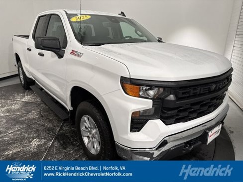 Certified 2025 Chevrolet Silverado 1500 W/T w/ WT Value Package image 1