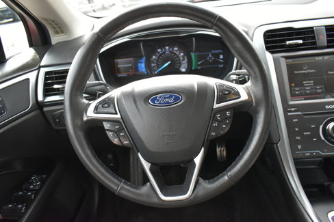 Used 2015 Ford Fusion Titanium image 14