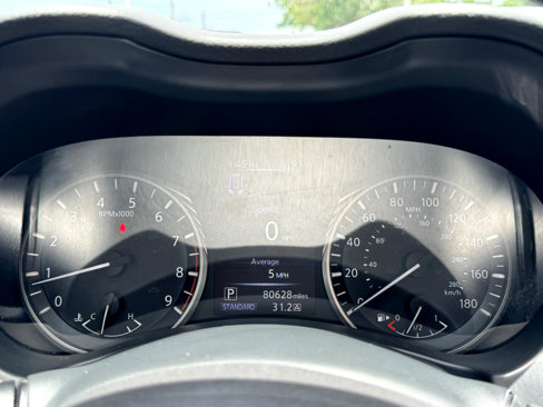 Used 2021 INFINITI Q50 Luxe image 10
