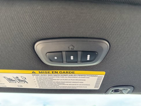 New 2025 Chrysler Pacifica Select image 16