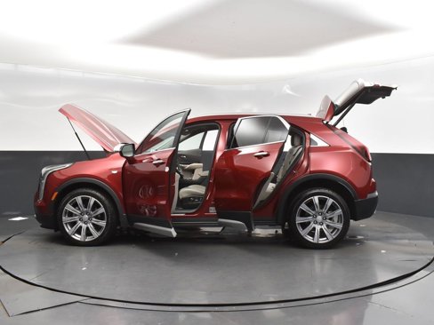 Used 2021 Cadillac XT4 Premium Luxury image 48