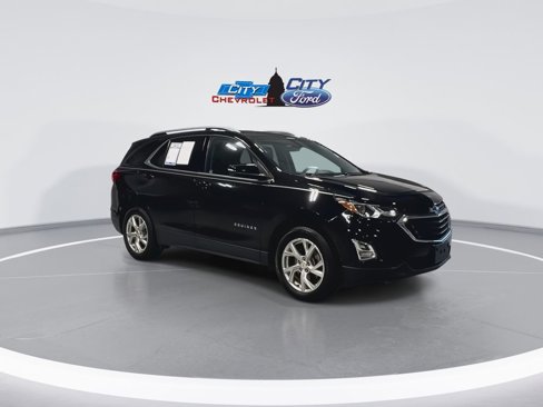 Used 2018 Chevrolet Equinox LT w/ Sun & Infotainment Package image 2