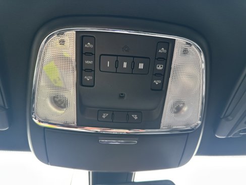 Used 2015 Chrysler 300 S w/ 300S Premium Group image 21