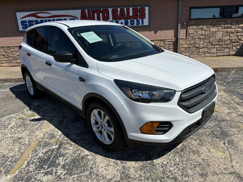 Used 2019 Ford Escape S image 15