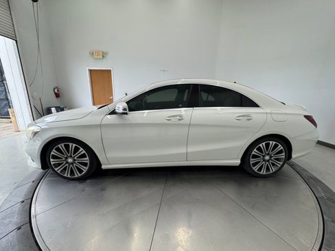 Used 2017 Mercedes-Benz CLA 250 image 15