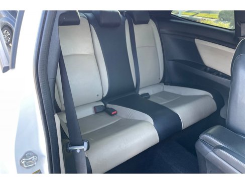 Used 2018 Honda Civic EX-L image 16