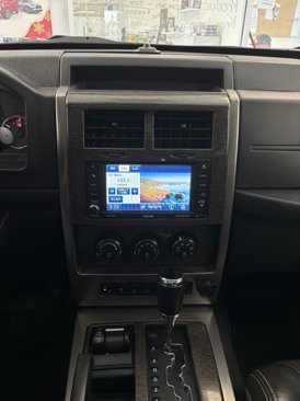 Used 2012 Jeep Liberty Limited Jet w/ Comfort/Convenience Group image 16