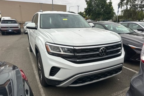 Used 2021 Volkswagen Atlas SE image 2