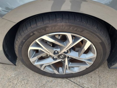 Used 2022 Hyundai Sonata SEL image 9