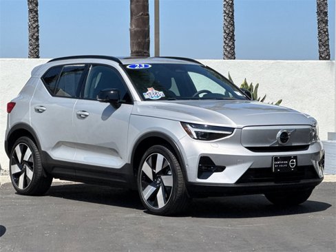 Certified 2023 Volvo XC40 Recharge Ultimate image 7