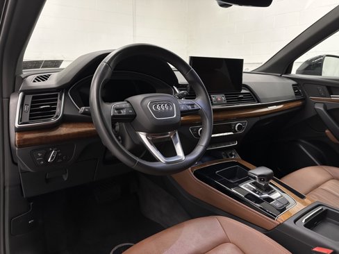 Used 2022 Audi Q5 2.0T Premium Plus w/ Premium Plus Package image 10