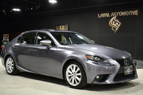 Used 2016 Lexus IS 300 AWD image 4