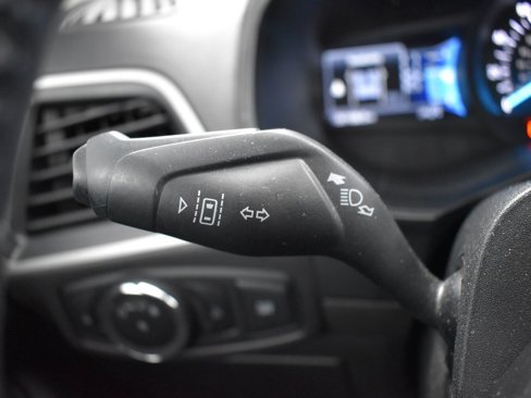 Used 2023 Ford Edge SEL image 17