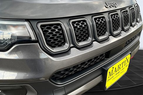 Used 2023 Jeep Compass Trailhawk image 28