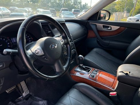 Used 2012 INFINITI FX35 AWD w/ Premium Pkg image 10