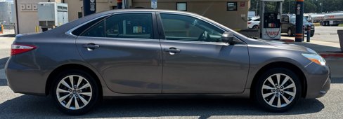 Used 2017 Toyota Camry XLE image 7