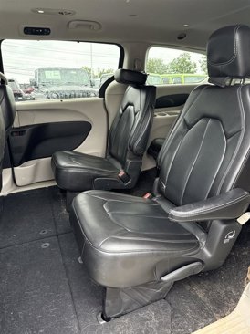 Used 2021 Chrysler Voyager Lxi image 8