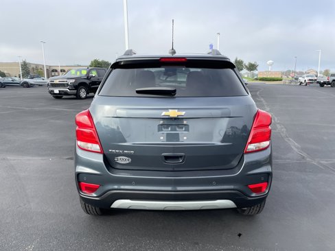 Used 2021 Chevrolet Trax LT w/ Driver Confidence Package image 4