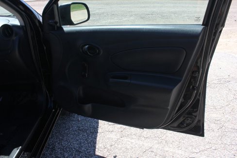 Used 2014 Nissan Versa S Plus image 27