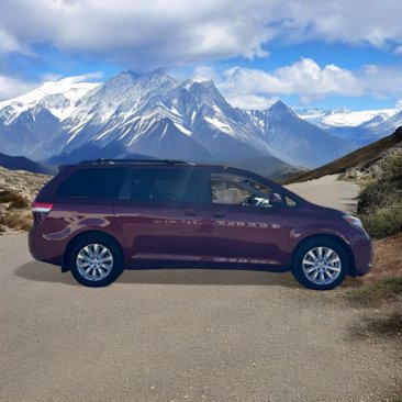 Used 2012 Toyota Sienna LE image 6