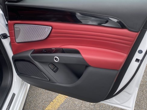 Used 2023 Maserati Grecale Modena image 32