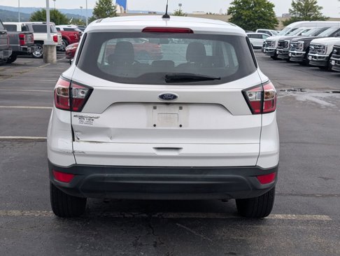 Used 2018 Ford Escape S image 6