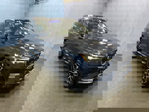 Certified 2023 Volvo XC60 B5 Plus w/ Climate Package image 1