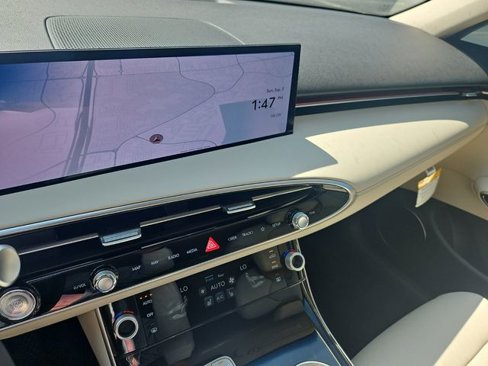 New 2026 Genesis GV70 2.5T image 8