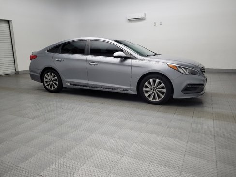 Used 2015 Hyundai Sonata Sport w/ Option Group 03 image 11